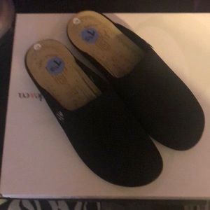 Fly Flot comfort mules